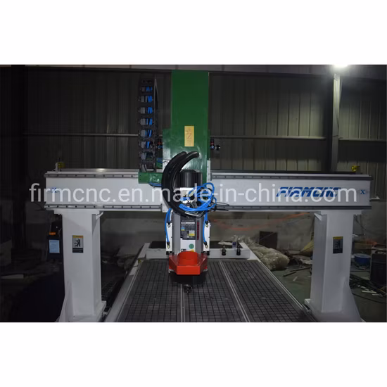 Cina 1325 Macchina per la lavorazione del legno CNC Atc Incisione Taglio Router CNC a 4 assi